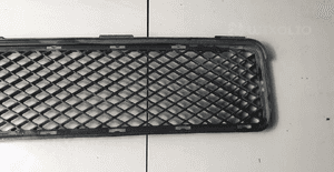 Hyunday tuscon kratka zderzaka środkowa 865612E000 3