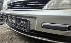Renault Laguna II zderzak przód przedni MV190 1