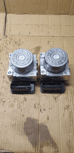 Pompa ABS sterownik Renault Trafic III Vivaro B 476601418R 93459794 2
