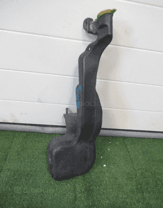 ZBIORNICZEK SPRYSKIWACZY OPEL ASTRA 3 III  2004- 1