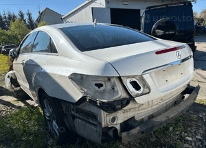 Mercedes E250 coupe 2014r karoseria dokumenty dowód zarejestrowana w PL c 207 drzwi klapa błotnik szyba 1