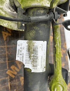 BMW E90 E91 Zwrotnica przód Lewy - 16315 5