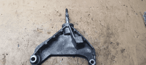 Łapa mocowanie skrzyni biegów Renault Espace IV 2.2 DCI 8200013681 2