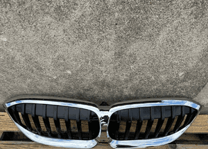 Grill atrapa zderzaka bmw 3 G20 G21 idealny wlkp 4
