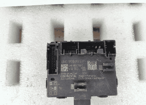 Vw ag sterownik moduł drzwi 4M0959793E 2