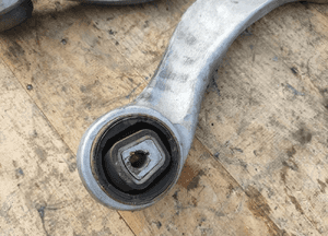 BMW 7 F01 3.0D WAHACZ DOLNY LEWY PRAWY PRZÓD ORYGINAŁ ZDROWY ALU BDB 5