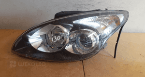 Hyundai i 30 lampa przod przednia lewa 1