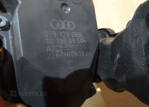 Kolektor ssący audi A4 B8 3.0 tdi komplet 4