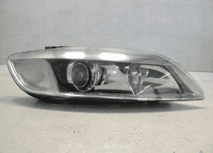 Audi Q7 lampa przód prawa przednia 9 pin xenon 3