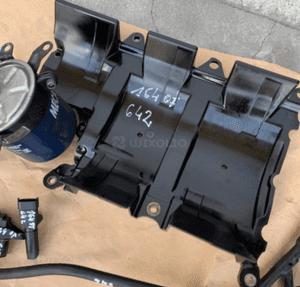 MERCEDES silnik głowica wtryski łapa om642 cdi 280 /3,0/320 głowica misa blok egr wtryski kolektor 18