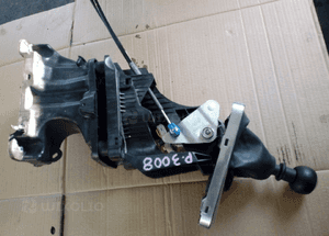 Peugeot 3008 1.6HDI lewarek wybierak biegow 1