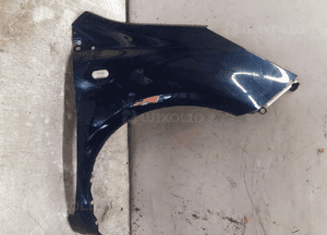 * BŁOTNIK PRAWY PRZEDNI PRZÓD NISSAN NOTE BW9 BW9G CIEMNY GRANATOWY 1