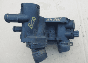 Obudowa termostatu 032121111 vw skoda 1.4 mpi 16V 1