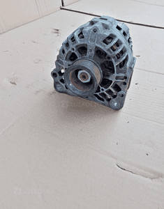 Alternator prądnica VW New Beetle 1.4 16V 036903028A 2