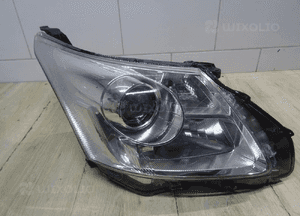LAMPA prawa PRZÓD TOYOTA AVENSIS T27 05-12 1