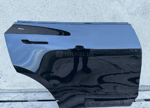 Drzwi tyl tylne prawe tesla model y 2020- bardzo ladne oryginalne 1