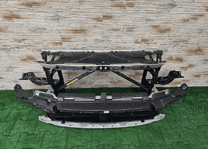 Pas przedni wzmocnie bmw 5 G30 G31 m pakiet 1
