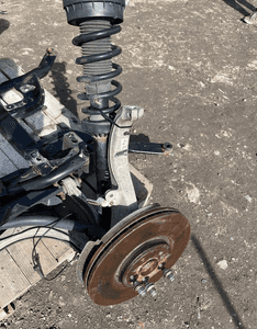 JAGUAR X260 3.0D AMORTYZATOR PIASTA ZWROTNICA LEWY PRZÓD 7