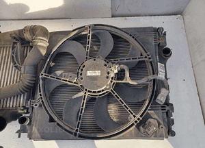 Nissan qashqai ii J11 1.6 dci chłodnica wody intercooler wentylator 5