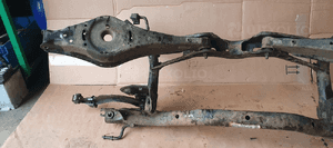 Wózek sanki belka zawieszenia tył VW Golf V Plus 1K0500051BL 1K0505315BA 5