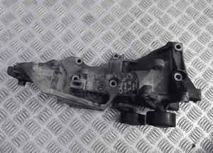 Vw audi seat skoda 2,0 tdi łapa silnika 03L903143H radom 1