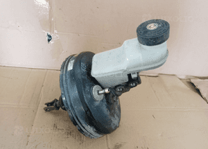 Serwo wspomaganie hamulca Toyota Yaris I 873-02000 3