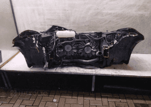 Kompletny przód, zderzak przód, pas przedni, ćwiartki, fartuchy podłużnice lampy halogeny lexus is 2 gen. IS220D 2.2 diesel 1G0 szary 4