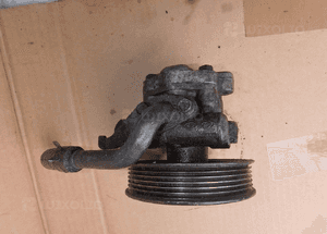 POMPA WSPOMAGANIA CARENS II 2.0 CRDI 0K2KC32600 4