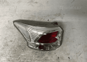 Lampa lewy tył lewa tylna outlander iii led 8330B101 5