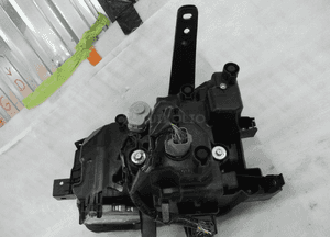 Mazda MX30 MX-30 full led idealna lampa przednia prawa przód 10