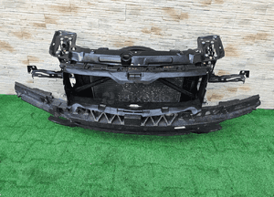 Pas przedni chłodnice bmw 4 F32 F33 F36 1