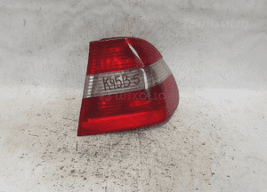 * LAMPA TYLNA PRAWA TYŁ PRAWO BMW E46 SEDAN LIFT 1