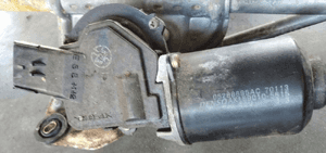 Chrysler PT Cruiser mechanizm wycieraczek przod 2