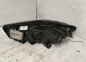 Przednia prawa lampa jaguar xe X760 GX73-13W029-DG uk 6