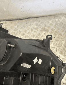 Lampa prawy przod renault master iv 4 260105567R 9