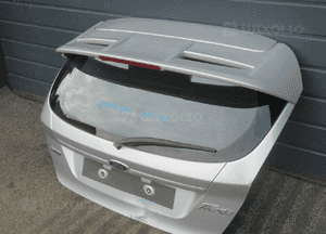 Klapa bagażnika ford fiesta MK7 lift 6C 3D 2012-2017 3