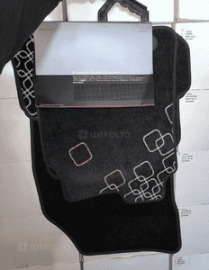 ORYGINALNE Dywaniki Welurowe Audi A1 RL Kompłet 4 szt. 8X2061270D 1