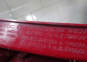 Lampa prawy tył tylna skoda yeti 5L0945096 10