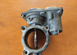 Przepustnica bmw E90 E91 F10 F20 F30 F31 2.0D 7810752 7