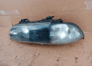 Lampa lewy przód przednia lewa BMW 5 E39 3