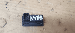 Przełącznik włącznik otwierania klapy bagażnika Audi A4 B8 3D0959831D 3