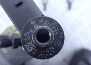 WTRYSKIWACZ VW AUDI 2.0 TDI 04L130277AC RADOM 3