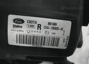 Ford kuga MK2 zwykła bdb lampa przednia prawa 10