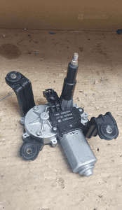 SILNICZEK WYCIERACZKI TYLNEJ  OPEL ASTRA J  nr 13256917 5