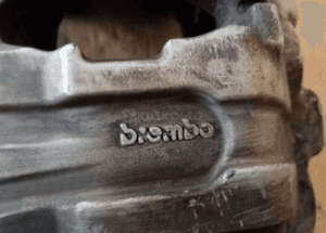 Zacisk hamulcowy prawy przód Brembo Porsche Cayenne 7PP615123 8