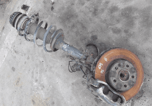 MERCEDES VITO VIANO 639 zwrotnica zacisk amortyzator