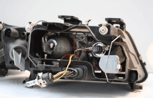 Lampa lewa przednia Audi A6 C5 3