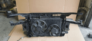 Pas przedni kompletny chłodnice wentylatory belka VW Golf V Plus 1.9 TDI 6