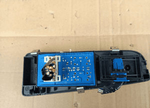 Fiat Grande Punto panel sterowania szyb 4