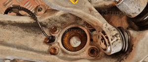 Bmw F10 F11 zwrotnica prawy prawa przód przednia 6777752 12